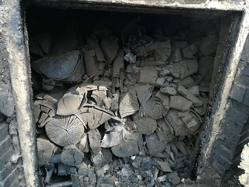 Charcoal-Ćumur